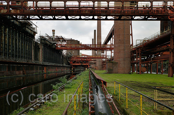 00P091013D175CAROE.JPG