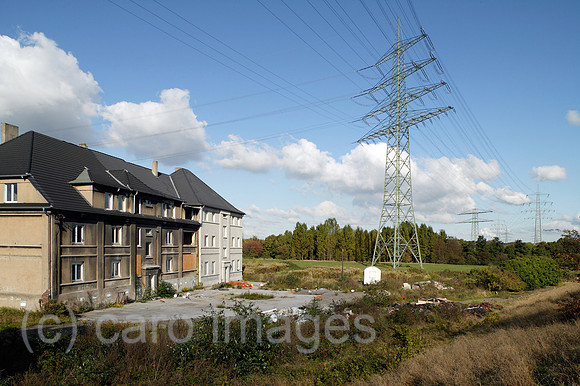 00P091014D232CAROE.JPG
