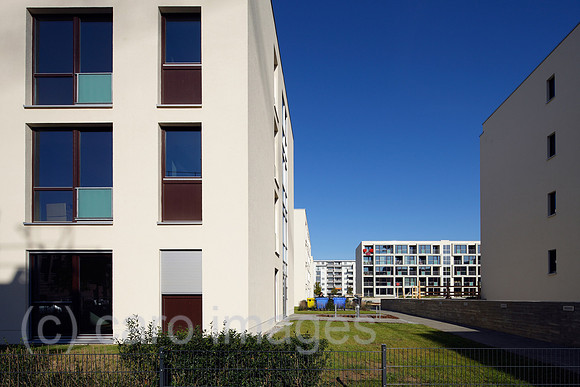 00P090930D115CAROE.JPG