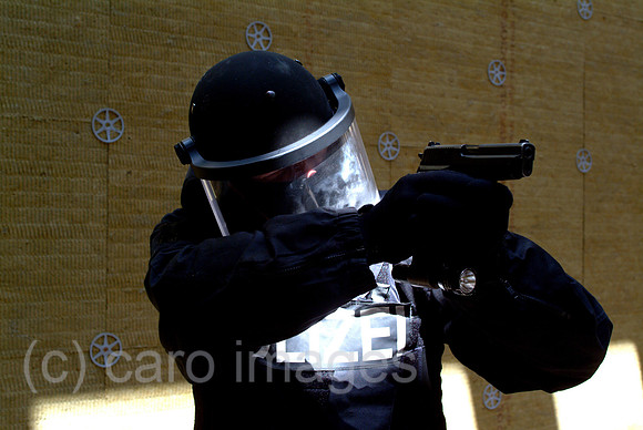 0SH050822D007CARO.JPG