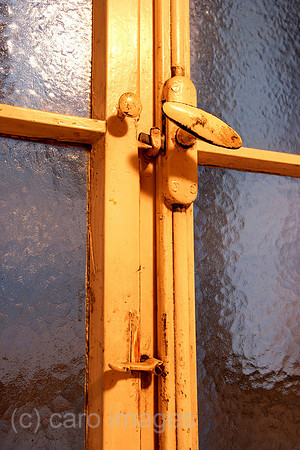 0SH050909D112CARO.JPG
