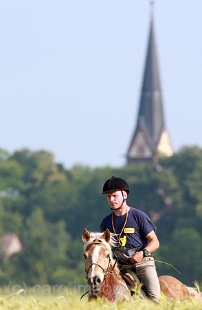 00S100703D031CAROE.JPG