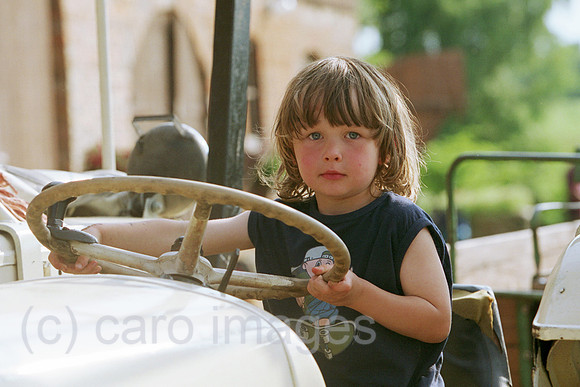 00S99535CARO.JPG
