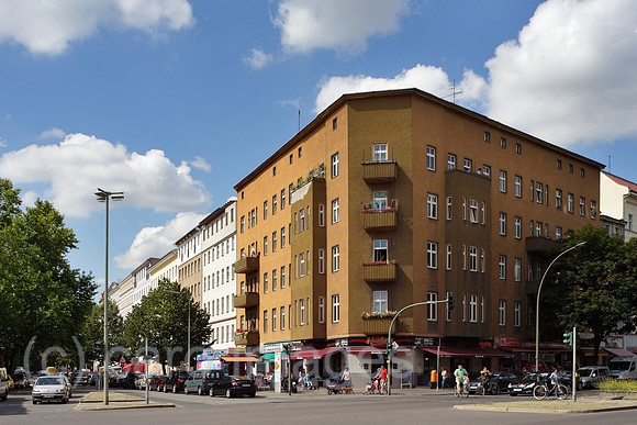 00P120814D153CAROE.JPG