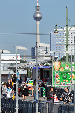 00P120813D105CAROE.JPG