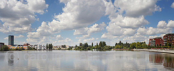 00P120814D161CAROE.JPG