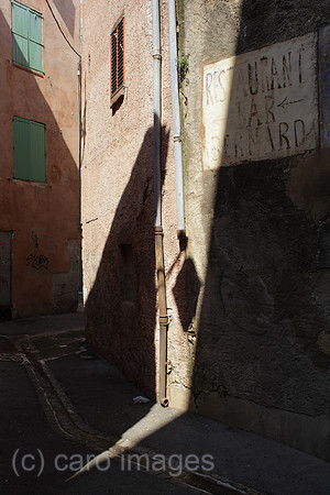 00P120627D232CAROE.JPG