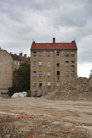 00P120728D401CAROE.JPG