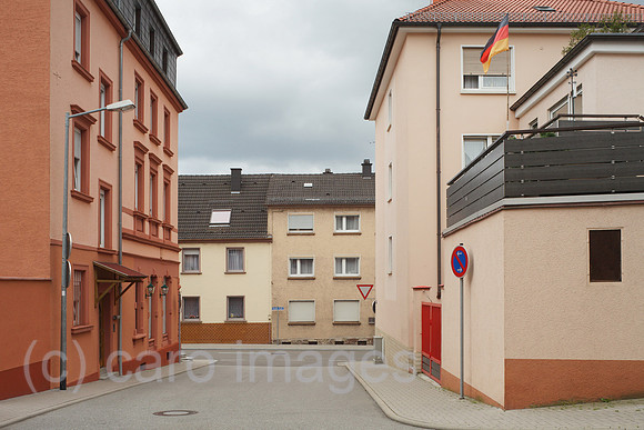 00P120712D041CAROE.JPG