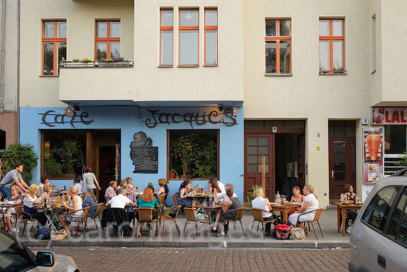 00P120725D374CAROE.JPG