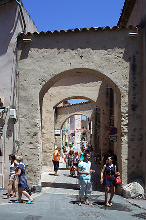 00P120626D221CAROE.JPG