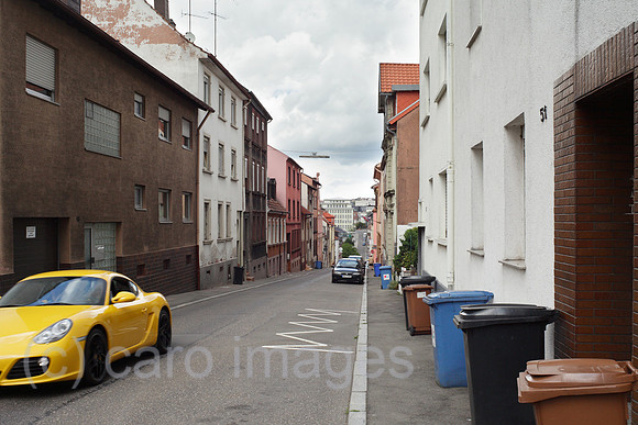 00P120712D022CAROE.JPG