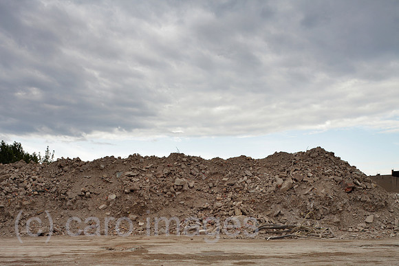 00P120728D403CAROE.JPG
