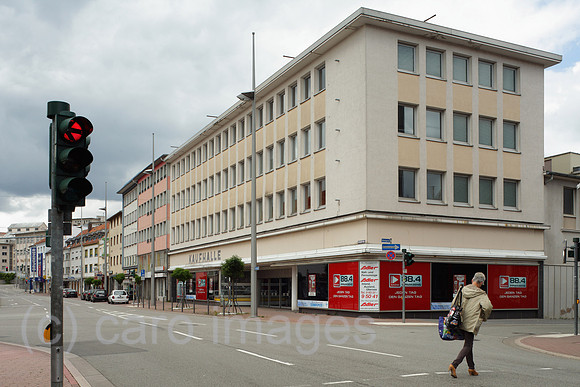 00P120712D032CAROE.JPG