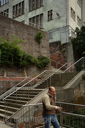 00P120712D026CAROE.JPG