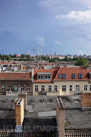 00P120719D144CAROE.JPG