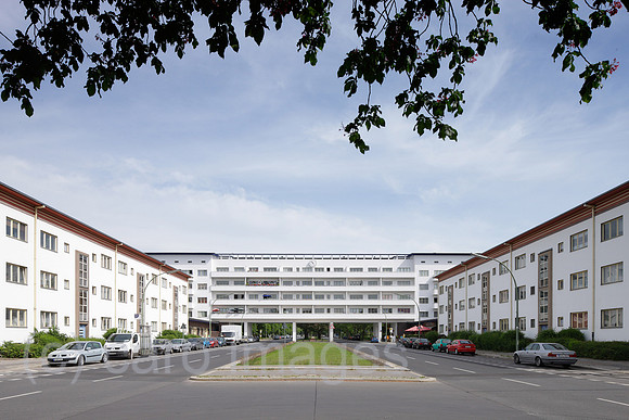 00P120521D055CAROE.JPG