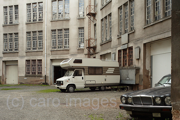 00P120712D028CAROE.JPG
