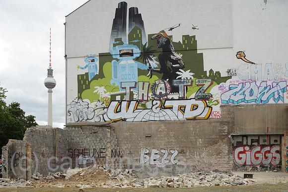 00P120721D153CAROE.JPG