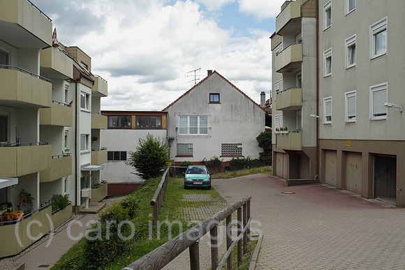 00P120712D015CAROE.JPG