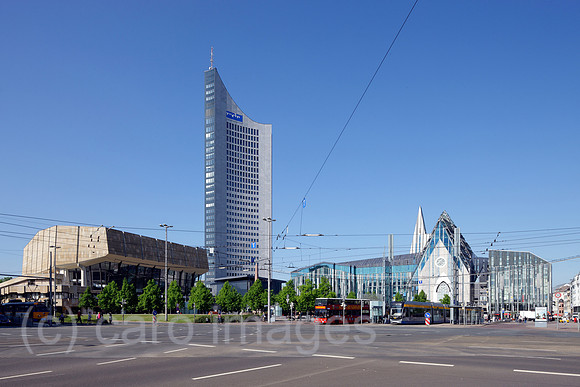 00P120504D123CAROE.JPG
