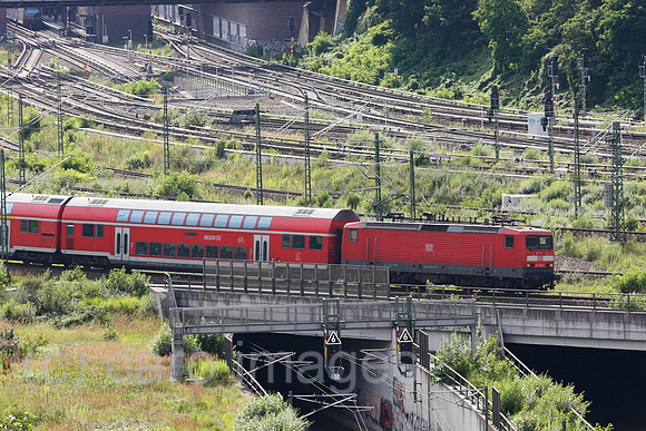 00P120719D122CAROE.JPG