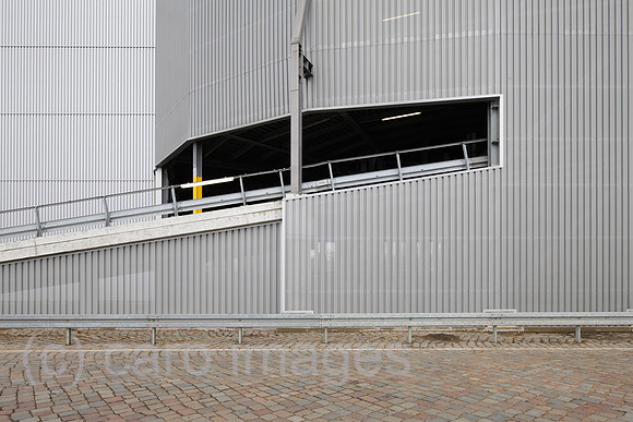 00P120331D084CAROE.JPG