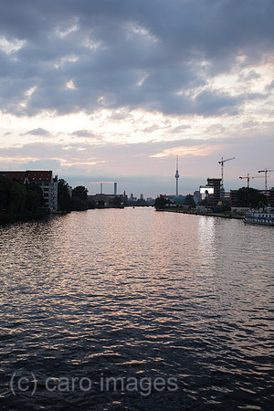 00P120728D414CAROE.JPG