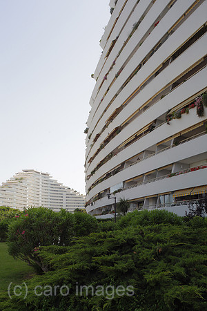 00P120628D260CAROE.JPG