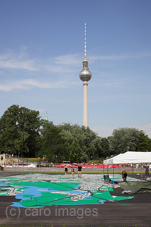 00P120802D428CAROE.JPG