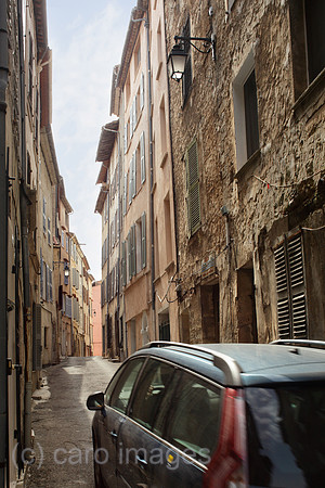 00P120629D270CAROE.JPG
