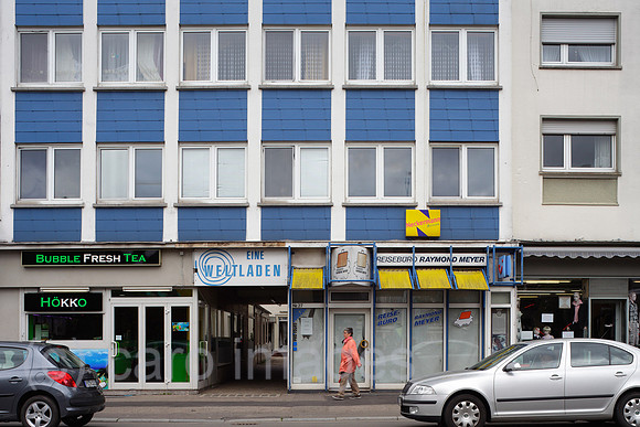 00P120712D031CAROE.JPG