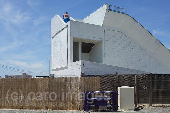 00P120703D083CAROE.JPG