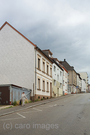 00P120712D050CAROE.JPG