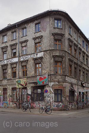 00P120418D012CAROE.JPG