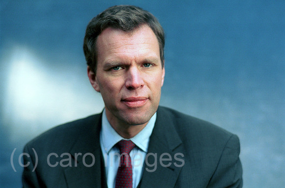 00J033426CARO.JPG
