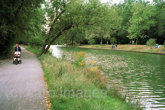 00J028504CARO.JPG