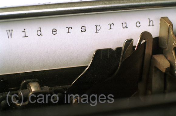00J034132CARO.JPG