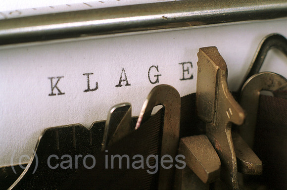 00J034102CARO.JPG