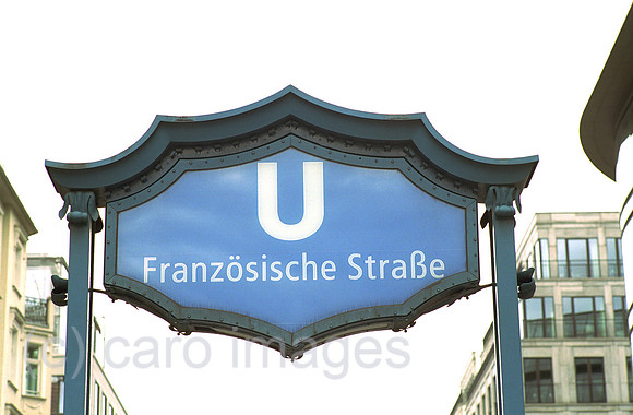 00J027110CARO.JPG