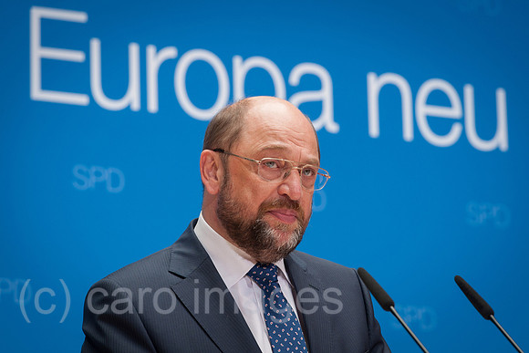 00Y140407D026CAROE.JPG
