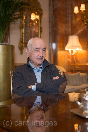 00Y130401D026CAROE.JPG
