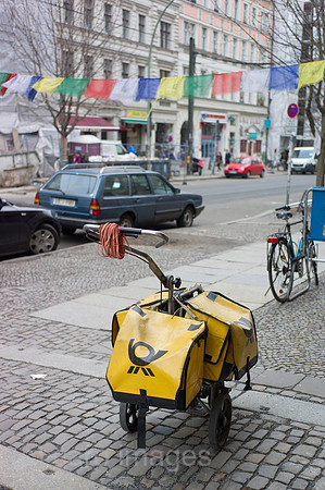 00Y120302D050CAROE.JPG
