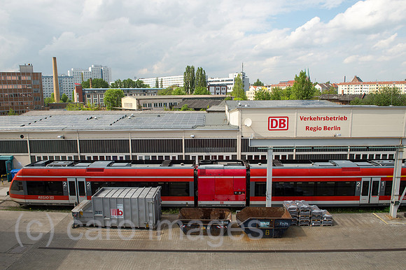00Y120508D024CAROE.JPG