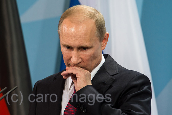 00Y120601D004CAROE.JPG