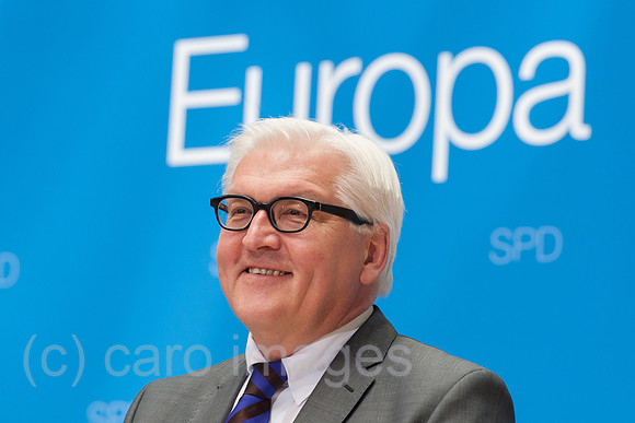00Y140407D013CAROE.JPG