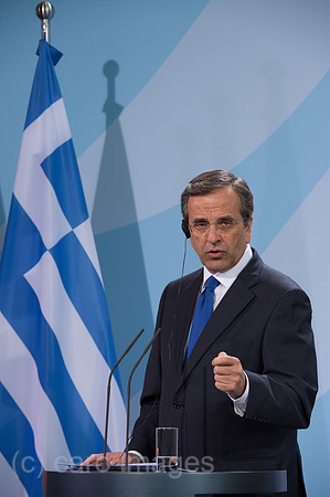 00Y120824D025CAROE.JPG