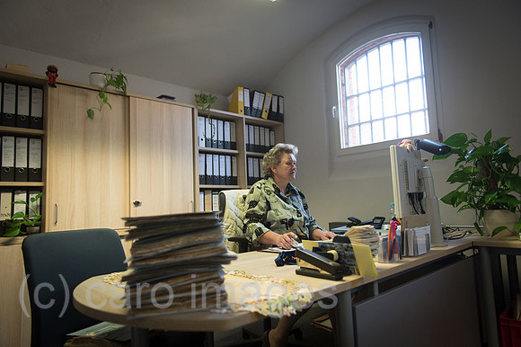 00Y121115D008CAROE.JPG