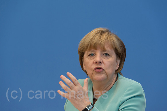 00Y130719D038CAROE.JPG