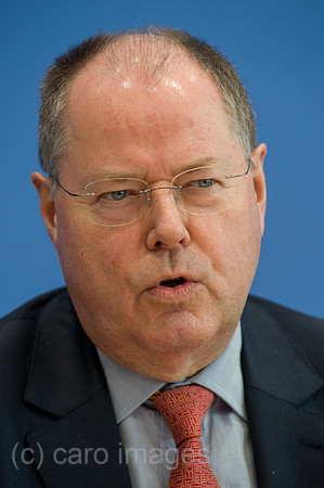 00Y121212D001CAROE.JPG